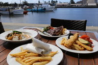 Hooked Restaurant and Grill - Accommodation Whitsundays