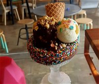 Scoop Bagels and Ice Creamery - New South Wales Tourism 