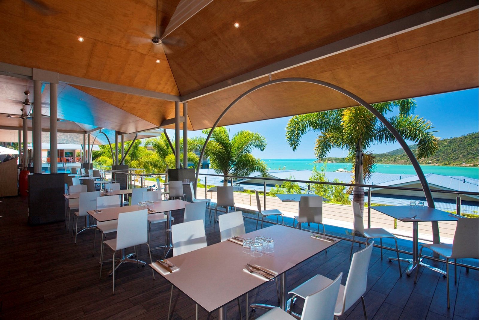 Tides Restaurant and Bar - Surfers Paradise Gold Coast