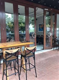 Gucce Pizzeria e Cucina Italiana - Port Augusta Accommodation