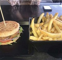Bird  Burger - Gold Coast Attractions