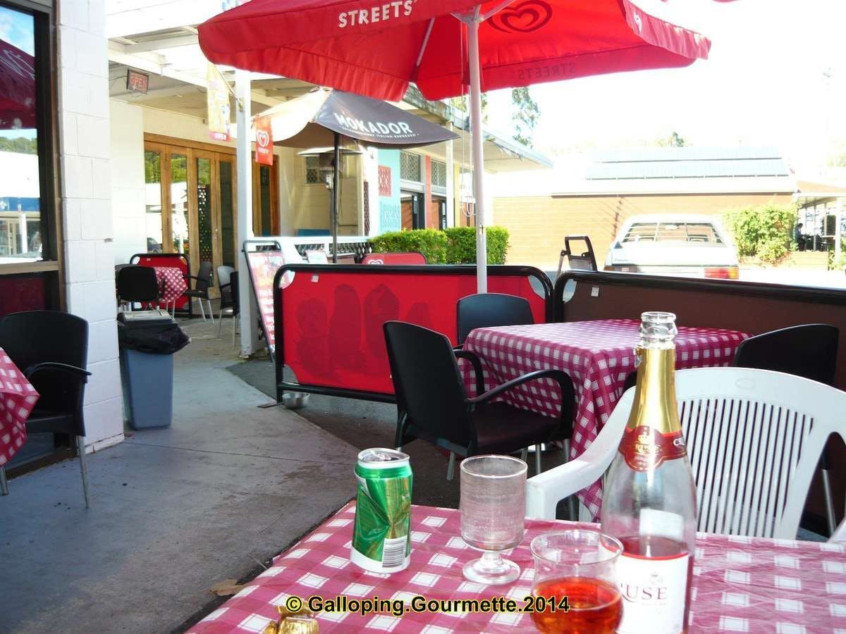 Canungra Takeaway and Canungra  Restaurant Gold Coast
