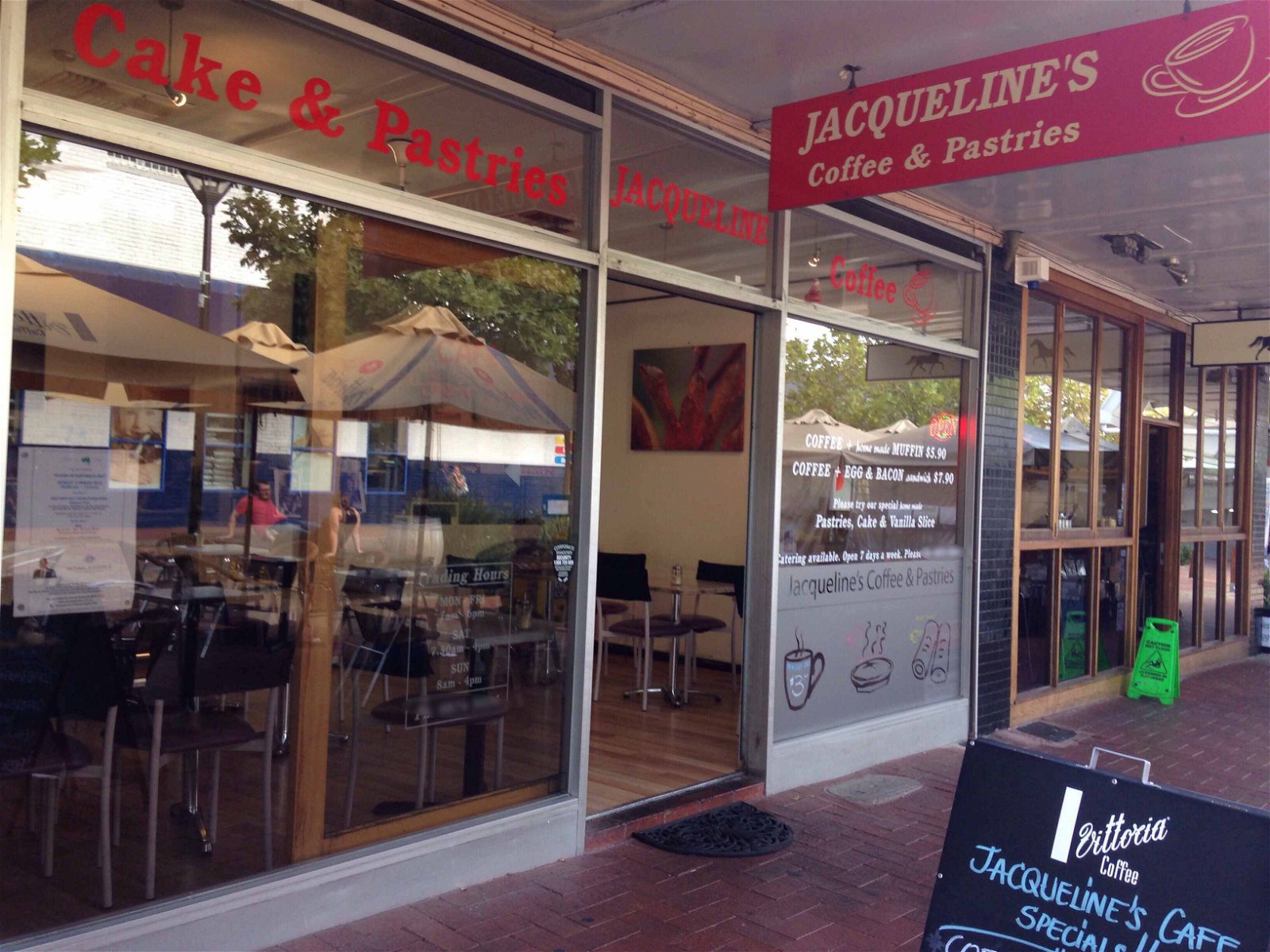 Jacqueline Coffee  Pastry - Pubs Sydney
