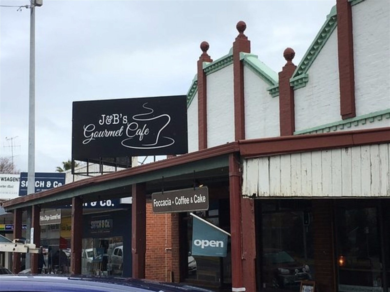 J and B's Gourmet Caf - Pubs Sydney