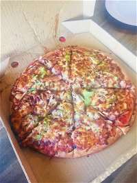 Albaik Pizza And Chicken