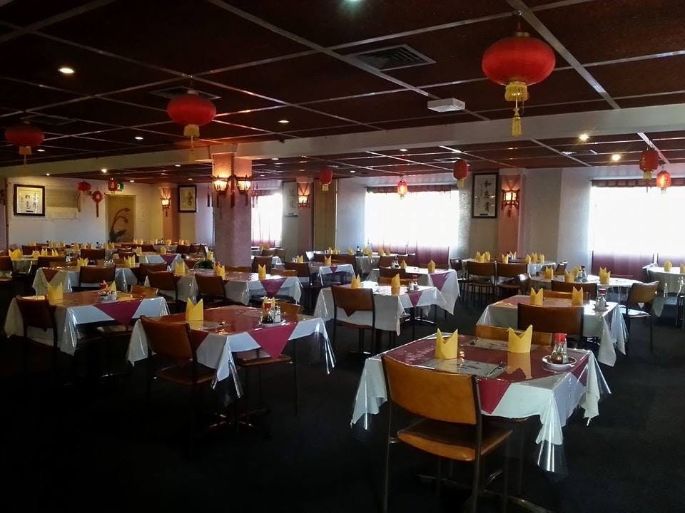 Red Lantern Licensed Chinese Restaurant - New South Wales Tourism 
