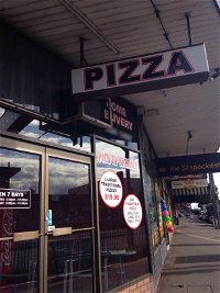 Top Tic Pizza - Accommodation Brisbane