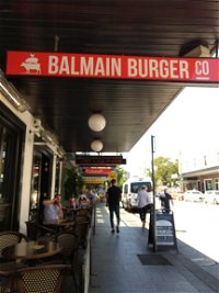 Balmain Burger Co - Lightning Ridge Tourism