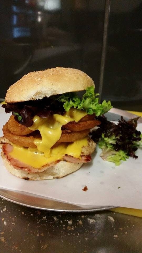The Best Burger Bar - Northern Rivers Accommodation