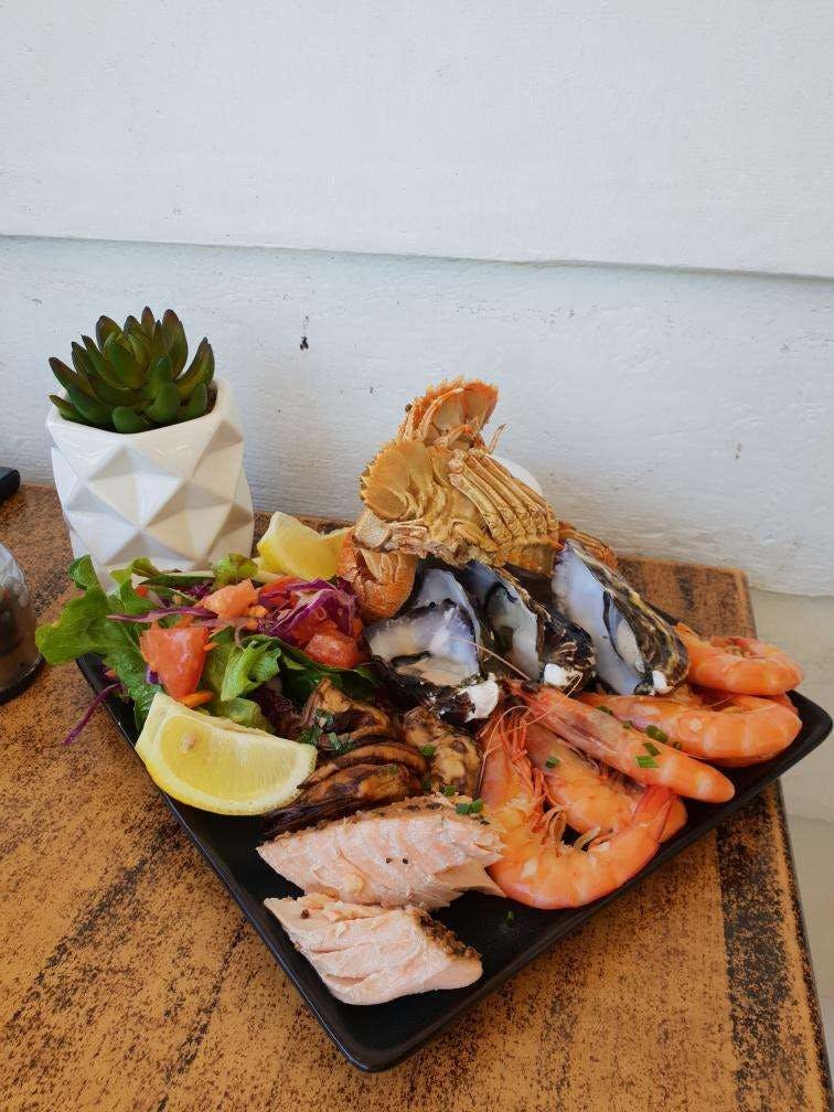 Maisie's Seafood and Steakhouse - Pubs Sydney