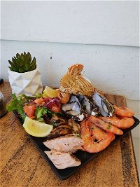 Maisie's Seafood and Steakhouse - Accommodation Adelaide