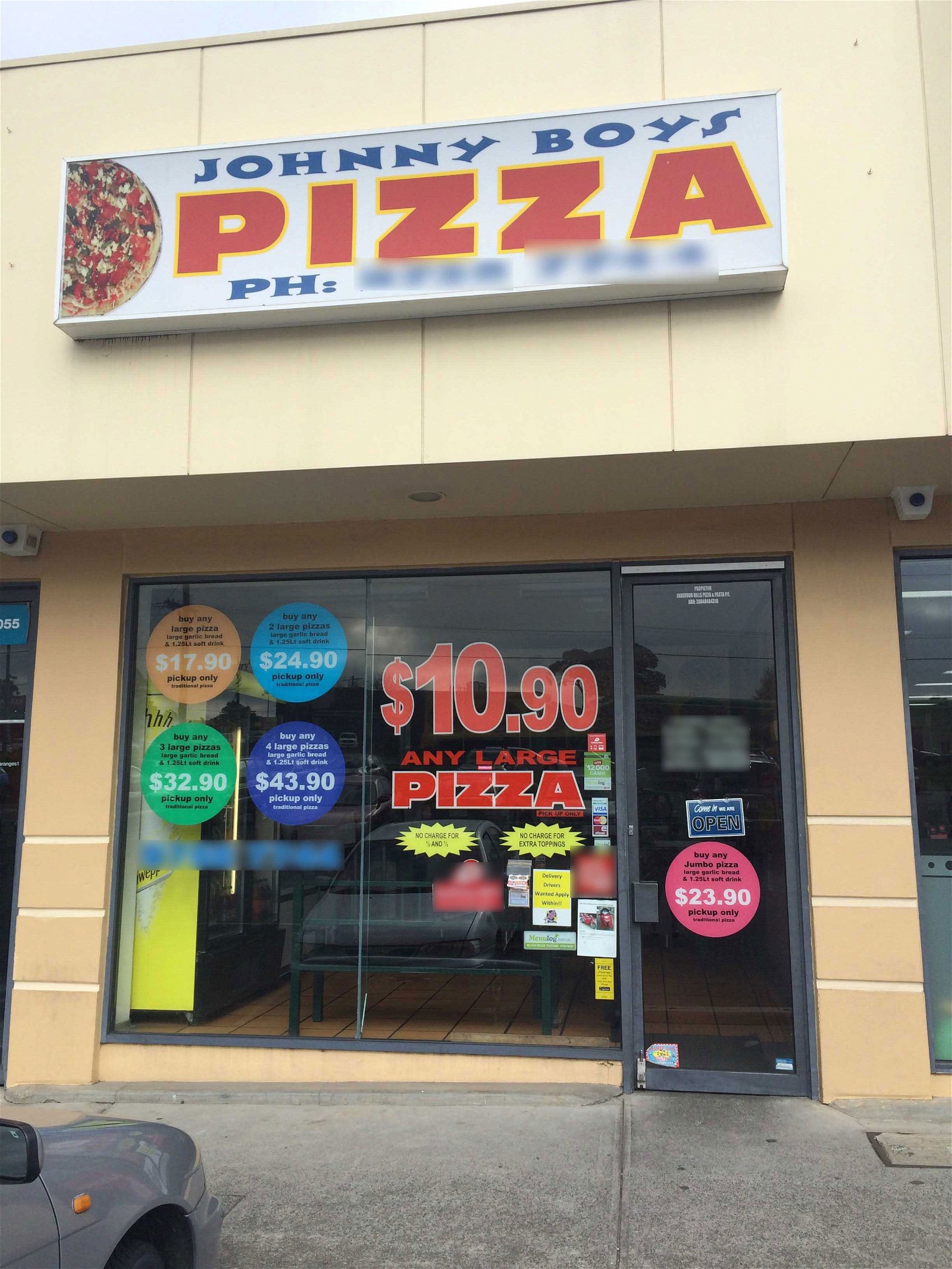 Johnny Boys Pizza - Ferntree Gully - Northern Rivers Accommodation
