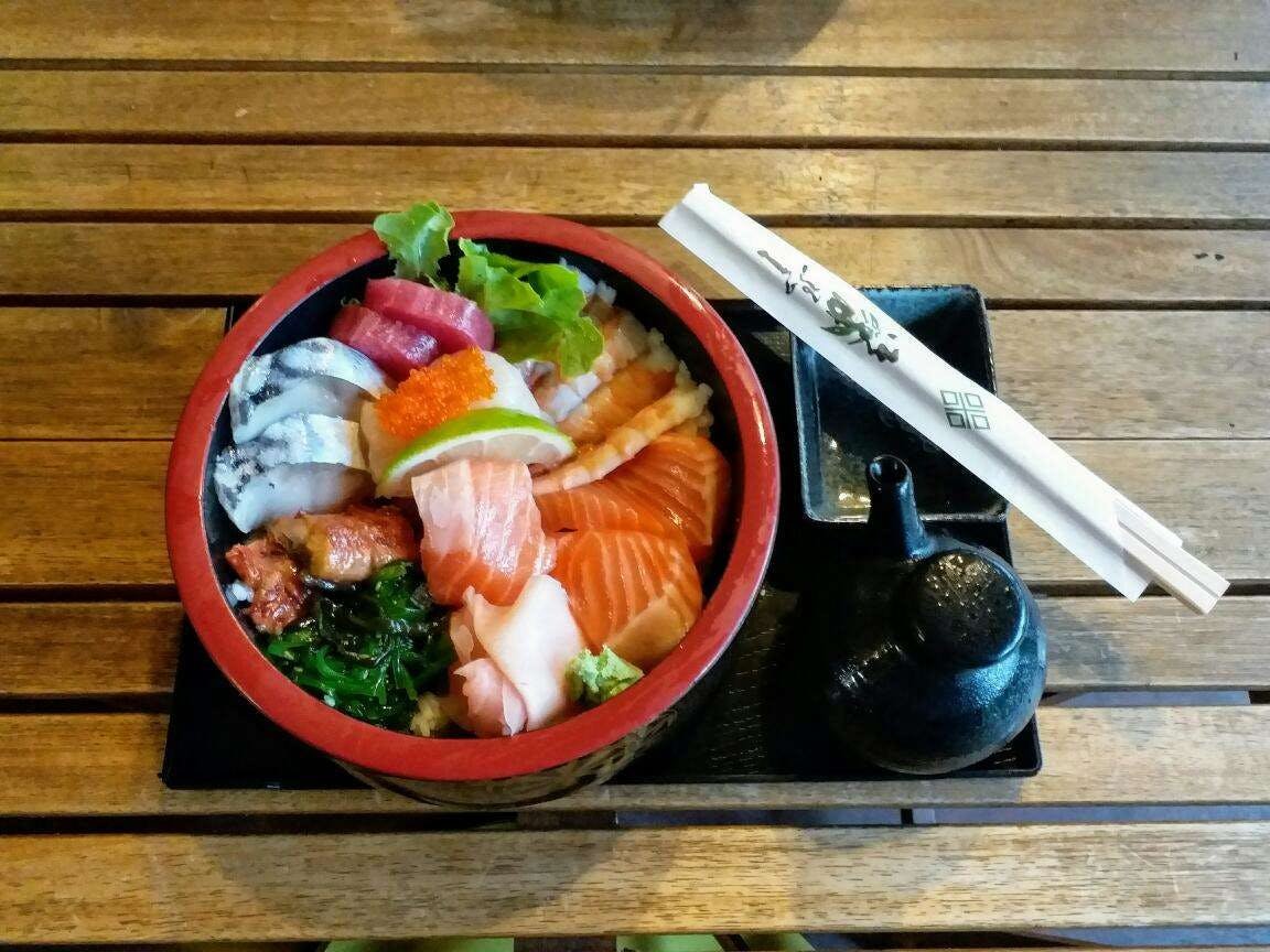 Sushi Momji