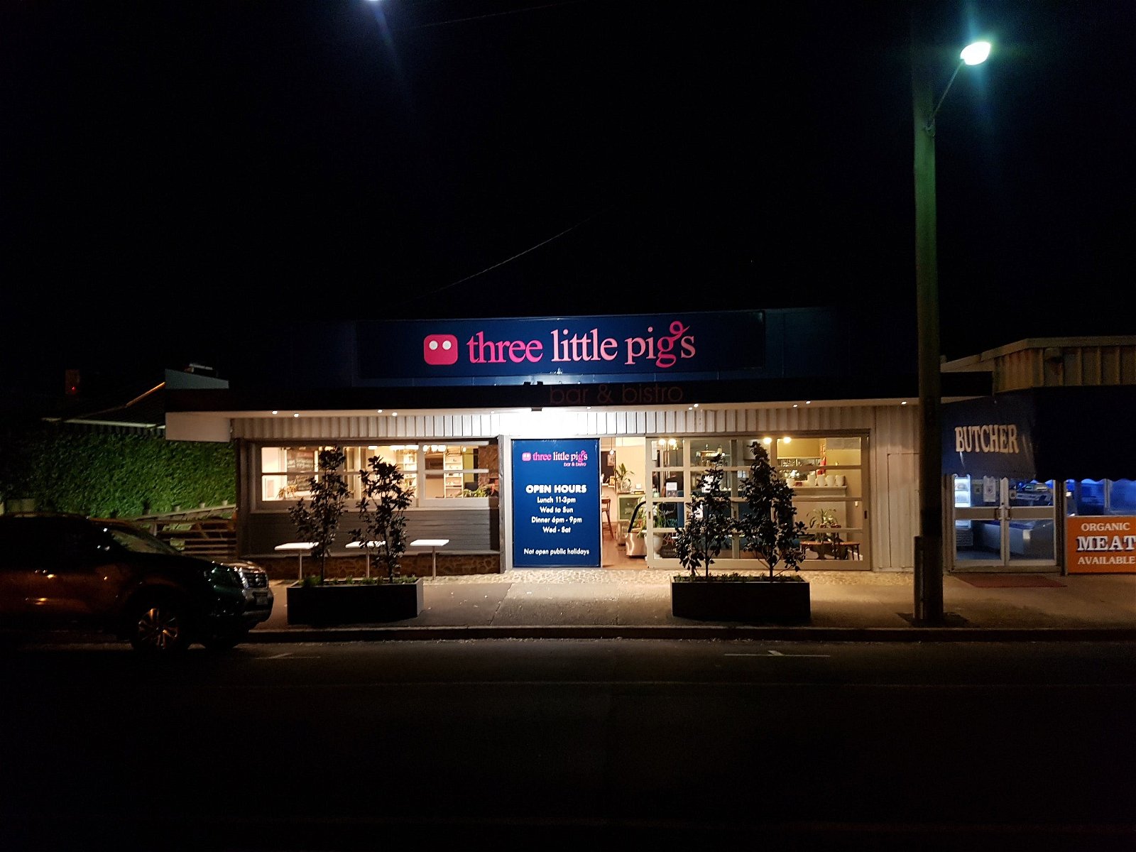 Three Little Pigs - Bar and Bistro - Restaurant Gold Coast