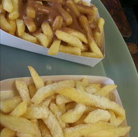 Campbelltown Fried Chicken - Lightning Ridge Tourism