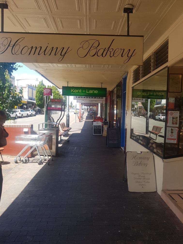 Hominy Bakery - Food Delivery Shop