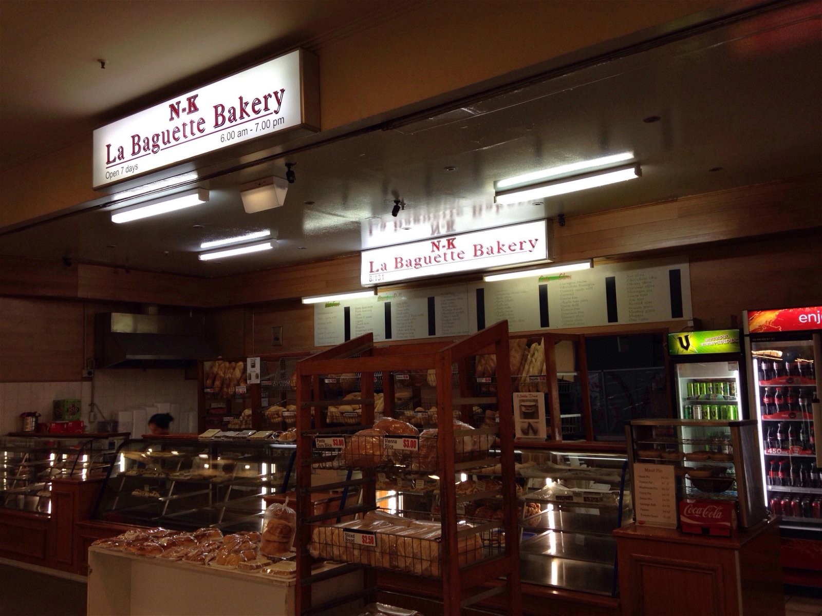 La Baguette Bakery - Food Delivery Shop
