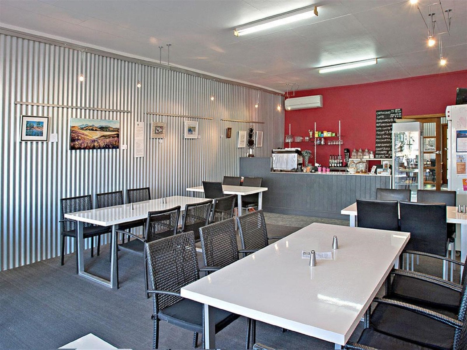 27 Gallery Coffee - Northern Rivers Accommodation