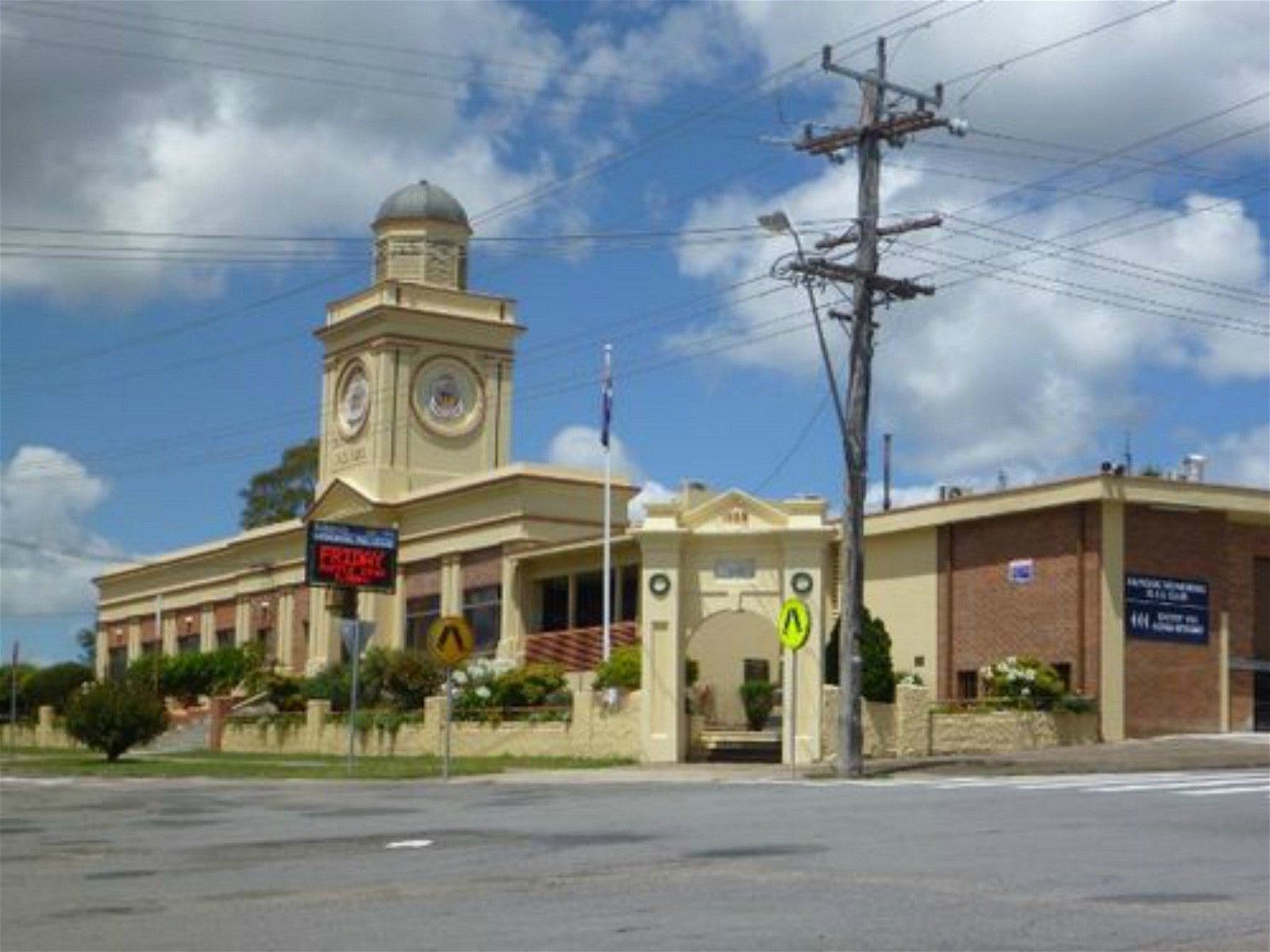 Dungog Memorial RSL Club - Northern Rivers Accommodation