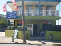 The Point Cafe and Takeaway - Accommodation Brisbane