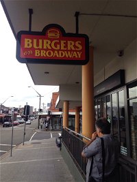 Burgers On Broadway - Kingsgrove - Accommodation Broken Hill