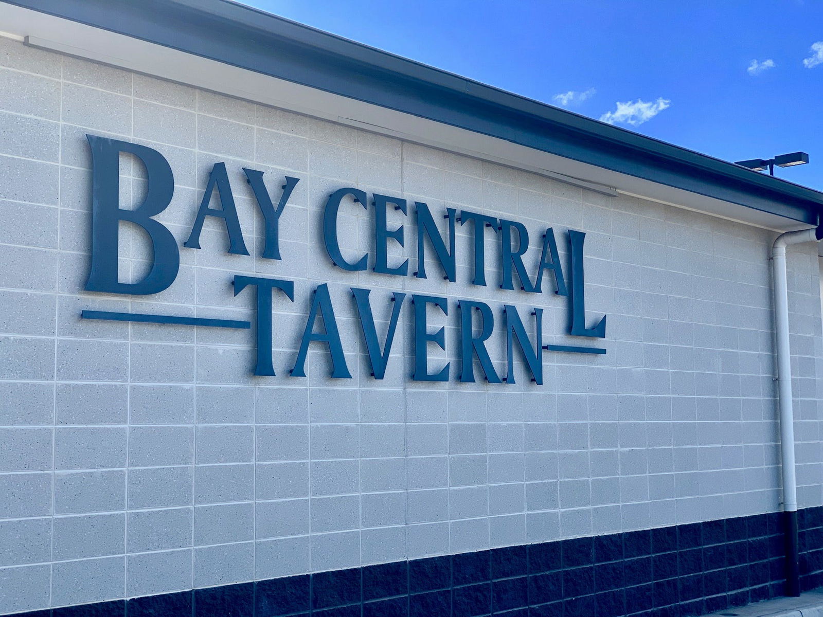 Bay Central Tavern - thumb 2