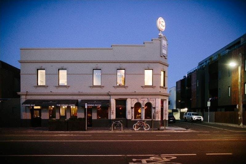 Vaughan's Cafe Deli - Pubs Sydney