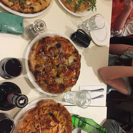 Gennaro's Pizza Restaurant - thumb 0