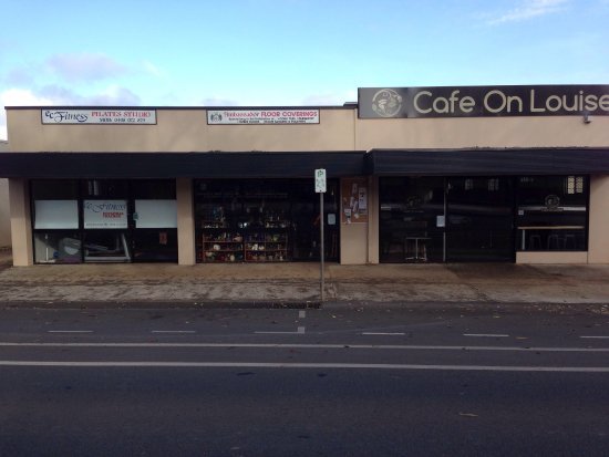 Cafe On Louise - Australia Accommodation