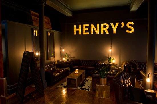Henry's Bar & Restaurant - thumb 0