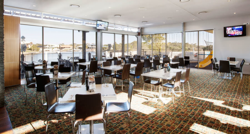 Pelican Waters Tavern - Tourism Gold Coast
