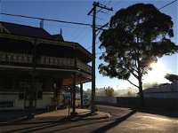 Historic Holmesville Hotel - Redcliffe Tourism