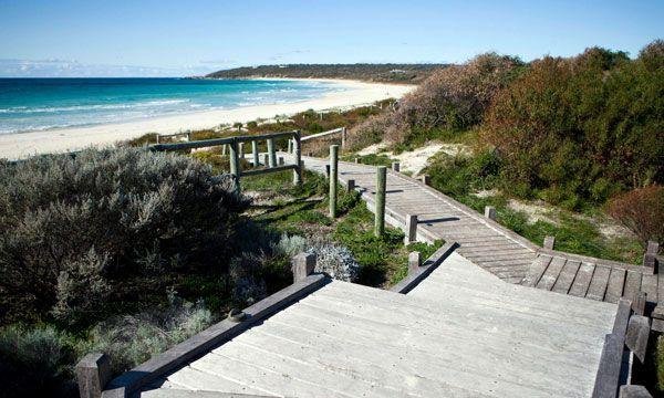 Bunkers Beach House - New South Wales Tourism 