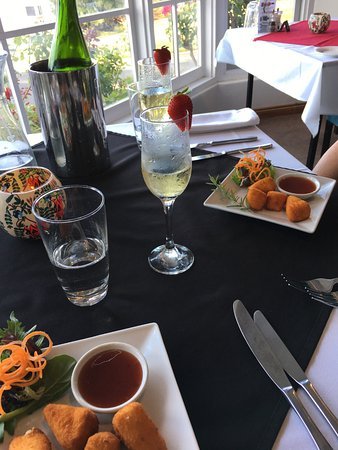Top of the Hill Restaurant - Northern Rivers Accommodation