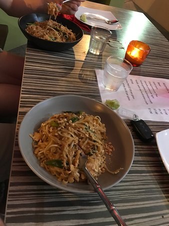 Thai Place - Food Delivery Shop