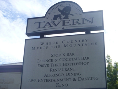 Glass House Mountains Tavern - New South Wales Tourism 