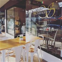 Siennas Pizzeria  Bar  Restaurant - South Australia Travel