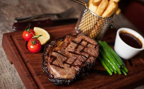 Chophouse Grill - New South Wales Tourism 