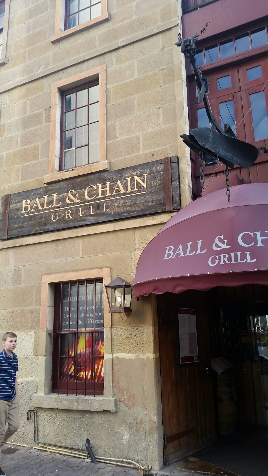 Ball And Chain Grill - thumb 10