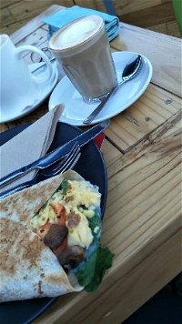 Nourish Me Cafe - Accommodation Rockhampton
