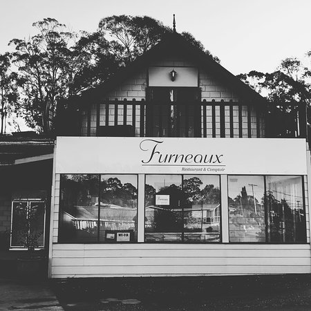 Furneaux Restaurant  Comptoir - Australia Accommodation