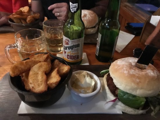 Peppers Cradle Mountain Lodge Tavern Bar  Bistro - Food Delivery Shop