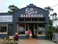 Cressy Takeaway and Cressy  Restaurant Canberra