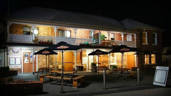 Sheffield Hotel - Broome Tourism