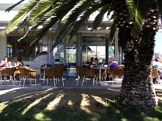 Zephyr Riverside Dining and Kiosk - Northern Rivers Accommodation