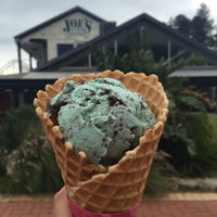 Baskin-Robbins - Schoolies Week Accommodation