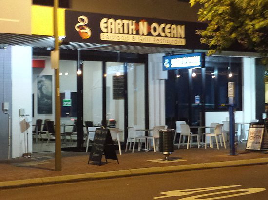 Earth N Ocean Seafood &grill Restaurant - thumb 0