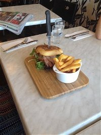 Rileys Woodfired Cafe - New South Wales Tourism 