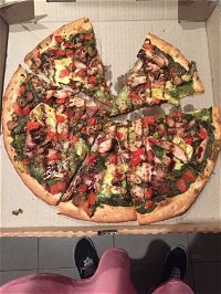 Stones Pizza - Australia Accommodation
