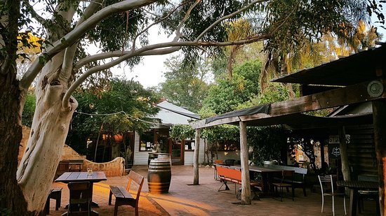 Taylor's Cafe - Australia Accommodation